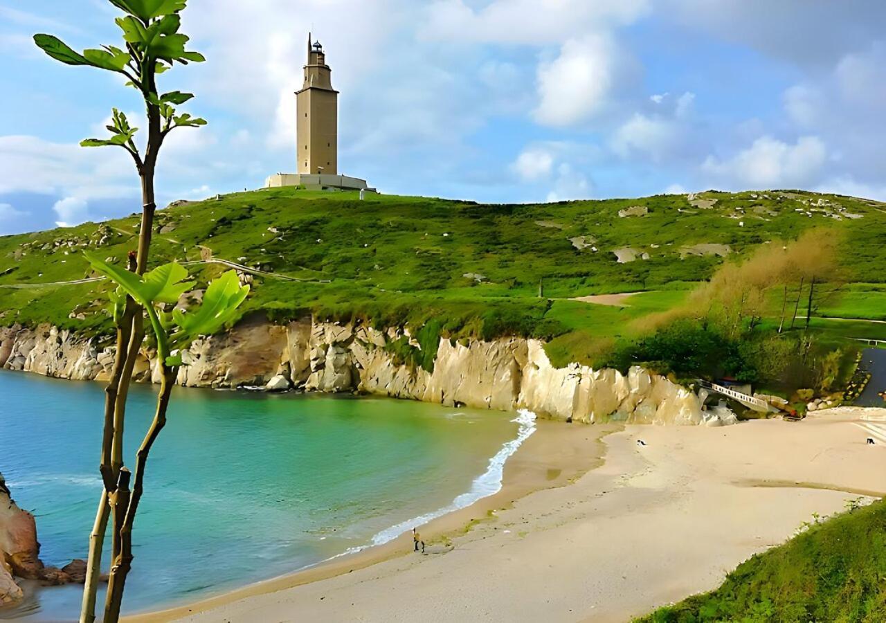 Torre De Hercules Con Garaje